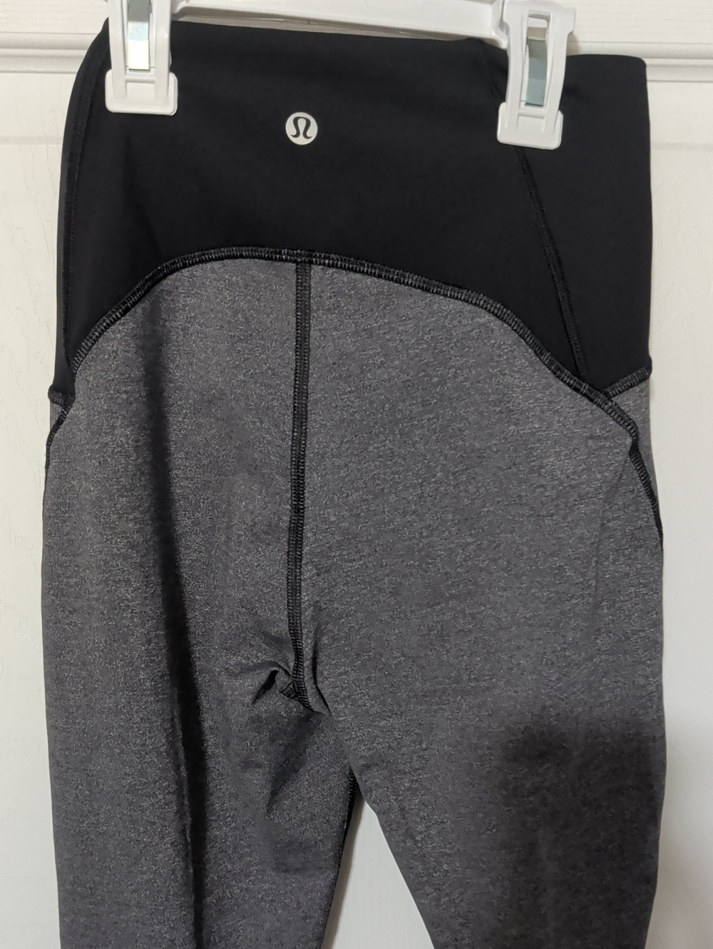 lululemon athletica Kids' Two-Tone Performance Leggings - Black & Charcoal